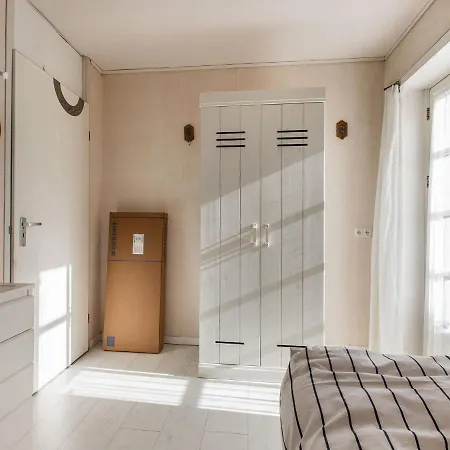 Modern Holiday In With Roofed Terrace * Monnickendam